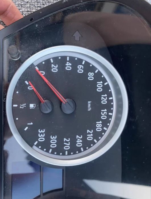 Щиток приборов БМВ М5 е60
