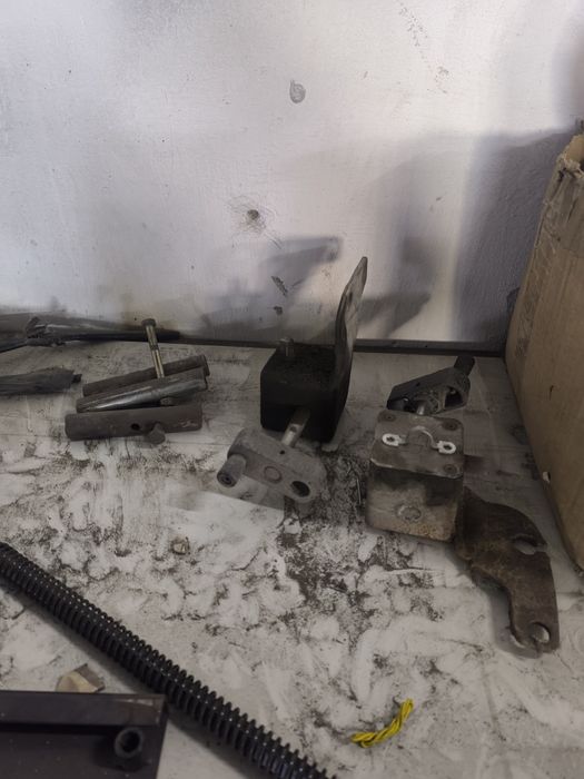 Запчастья для полуприцепа кроне