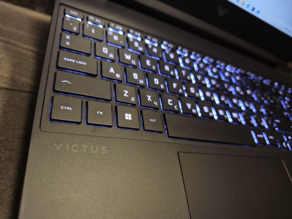 Ноутбук HP Victus