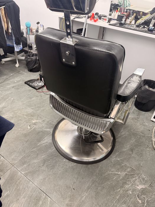 Scaun frizerie retro