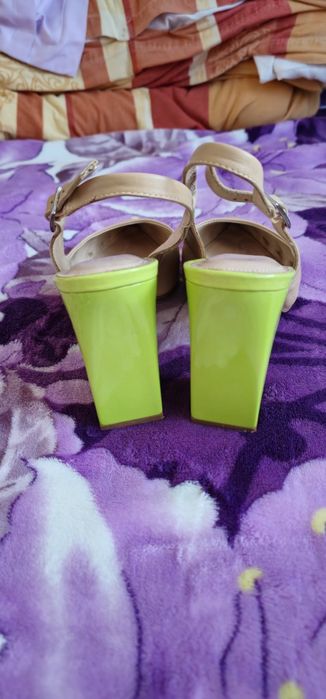 Sandale dama Epica Made in Brazil, crem cu toc verde, masura 40
