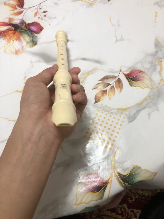 сыбызғы сатылады