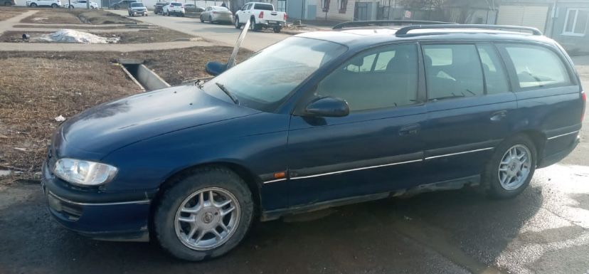 Продам Опель срочно