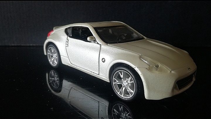 Модель 1/37. Nissan Z370.