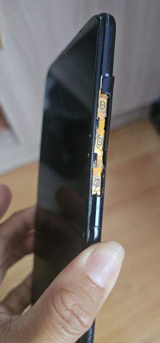 Продам мобильные телефоны