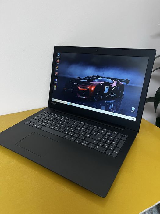 Ноутбук Lenovo .Состояние нового!