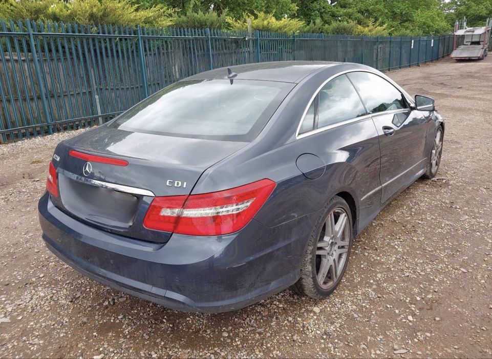 На части Mercedes-Benz E 250 E220 AMG 651 Coupe w207 Мерцедес Е класа имам налична и E350 фейсова.