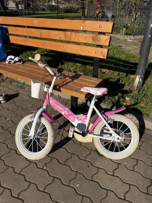 Колело за момиче 3-5г - с Hello Kitty