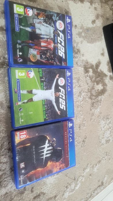 PS 4 slim de vanzare ușor negociabil