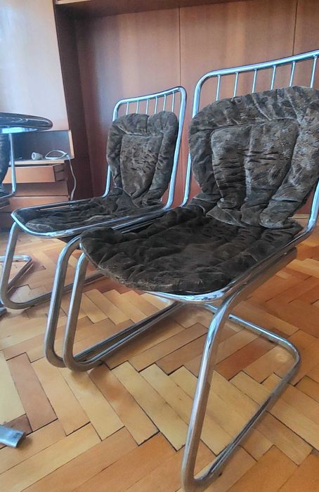 Маса със 6 стола комплект