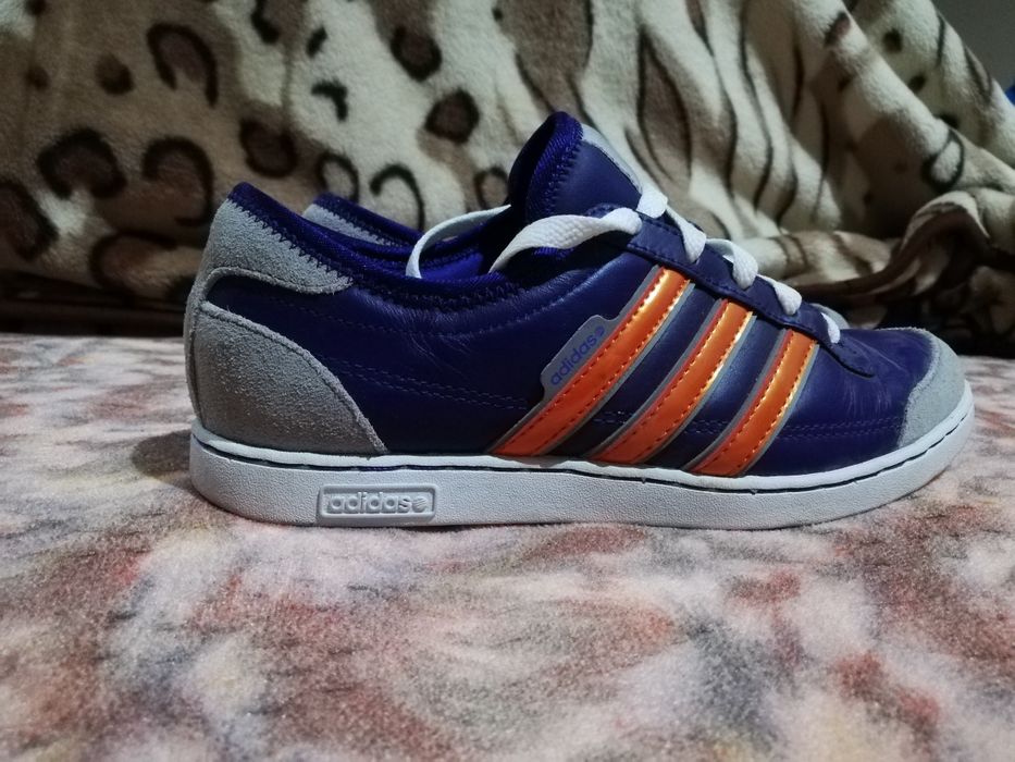 Adidași Adidas noi