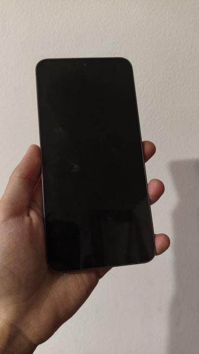 Продаю samsung S24+