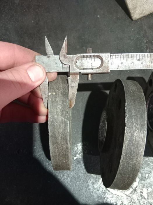 Distantieri universali