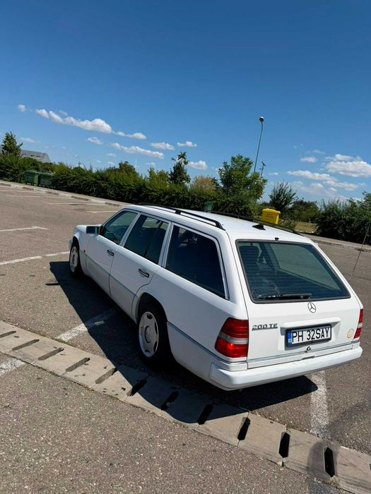 Mercedes W124 1995 – stare bună – acte în regulă”