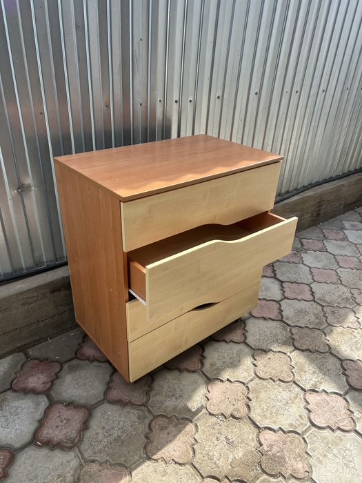 Продам Камод б/у для вещей