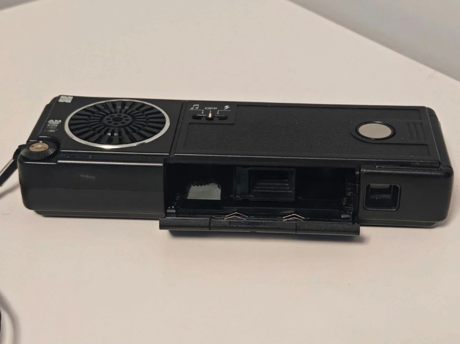 Aparat foto Național C-R2