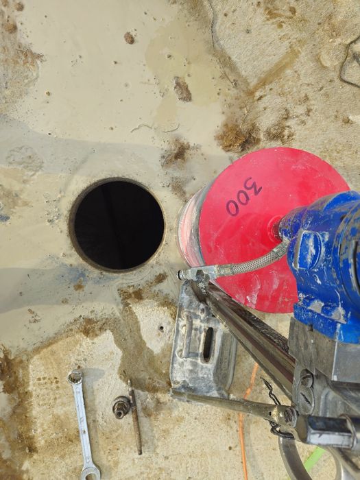 Carotare-Gaura Hotă,centrală,ventilație,Ac,beton,cărămidă, bca