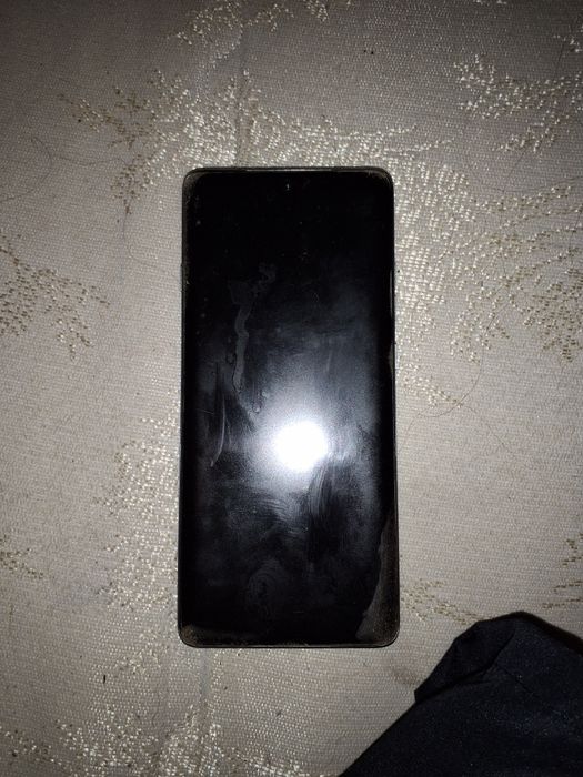 Edge 60 pro full box cu garanție