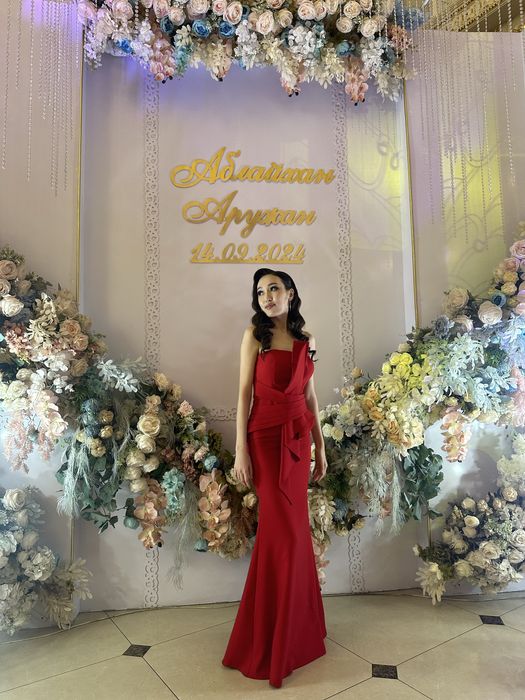 Вечернее платье, надевала 1 раз