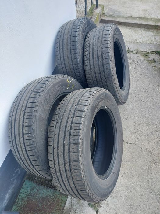 Vând anvelope vară 215/65/r16