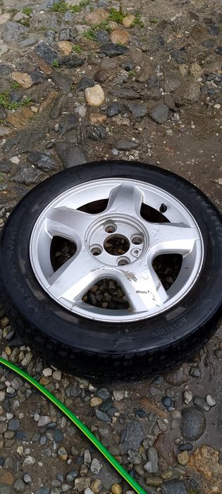 Janta renault r14 cu anvelopa ( 100 lei )