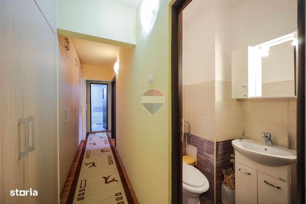 De vânzare apartament cu 3 camere , pe Strada Sovata - Oradea — fotografia 3