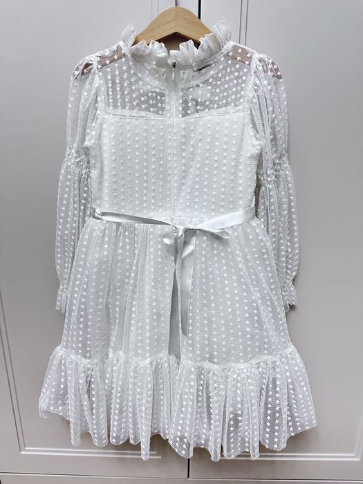 Продам нарядное платье для девочки