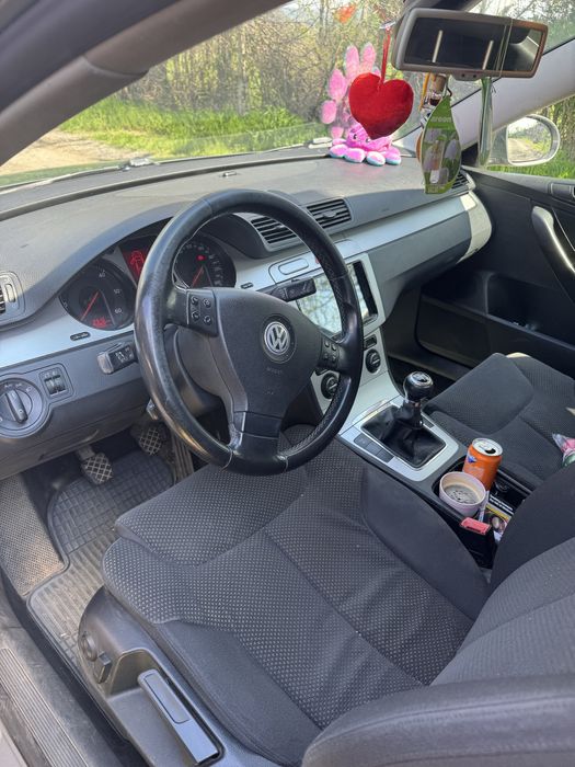 Vand volkswagen passat,an 2008,jante aliaj,navigatie,camera marsarier