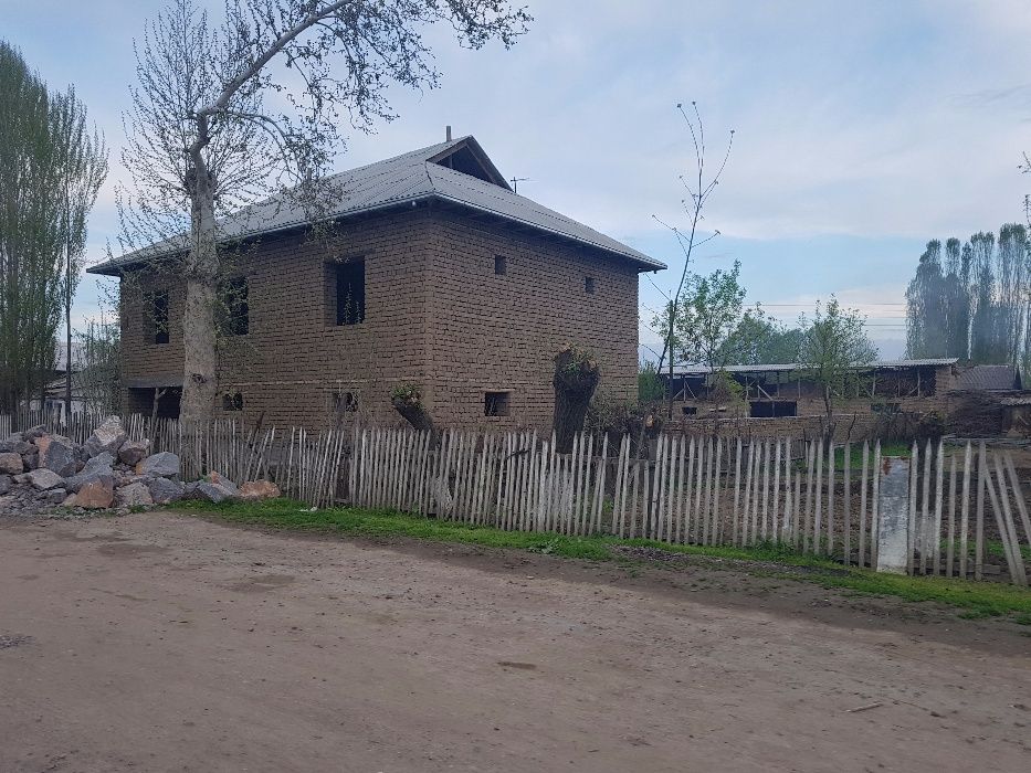 Хом гишт сотилади. Курилиш 2 баравар арзон тушади!