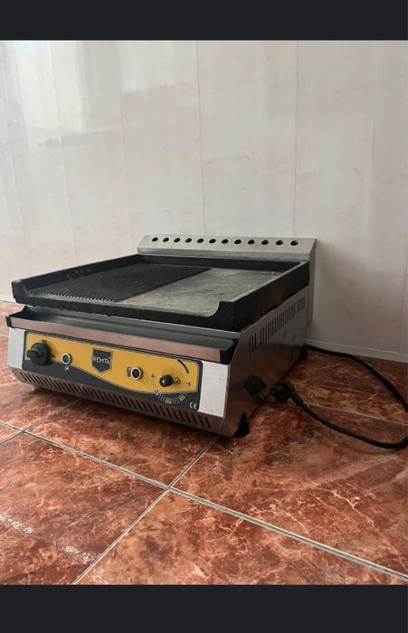 Продам гриль Remta R87
