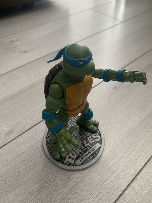 Фигурка Леонардо из Черепашек Ниндзя