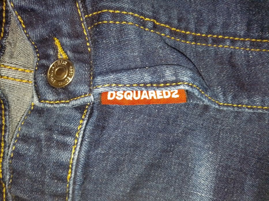 Blugi dsquared 2 marime 54