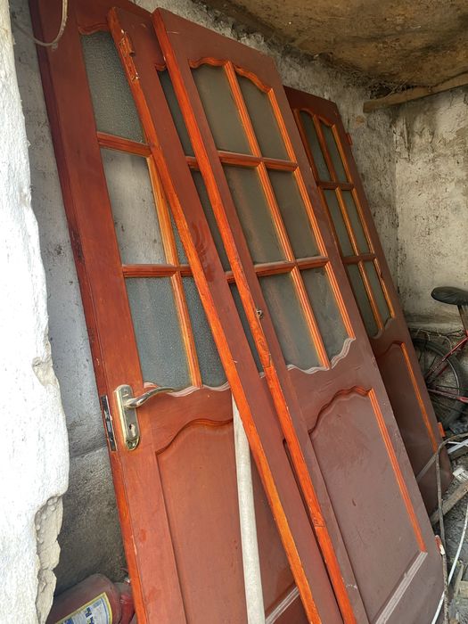Бу двери срочно продам