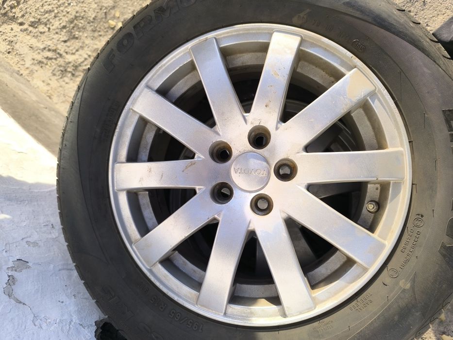 Диски тайота продам без резины