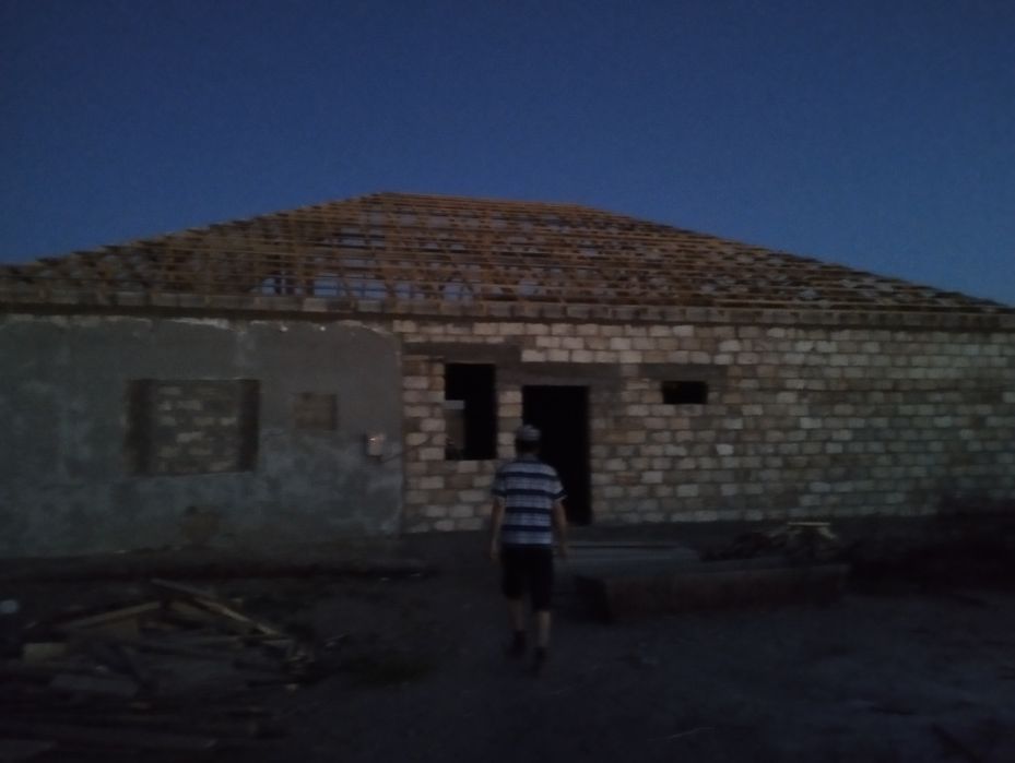 Толык битпеген уй сатылады