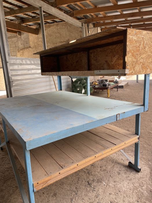 Стол для мастерской