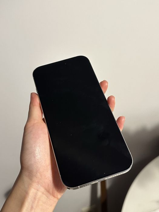 Iphone 16 pro max белый