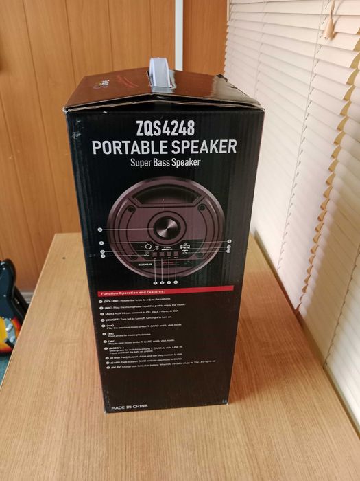 Колонки 40 см + микрофон. Новые.