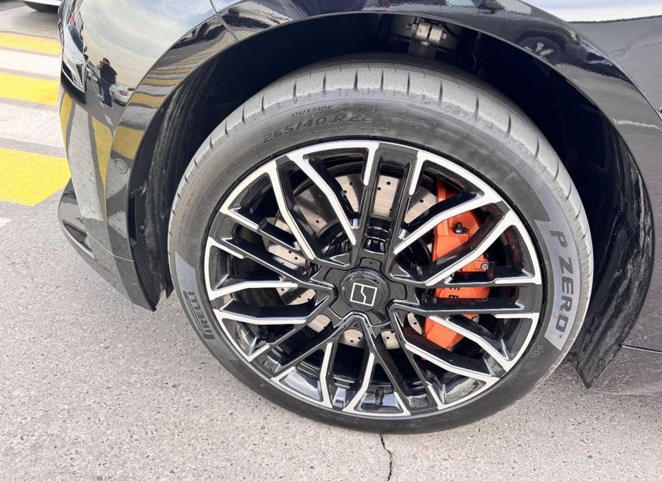 Zeekr 001 2025 — 4