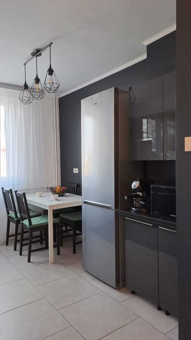 Vand apartament Ready-to-move, 2 camere, Et. 2, langa podul Decebal.