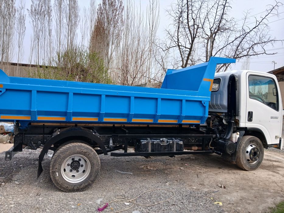 Isuzu samosval sotiladi