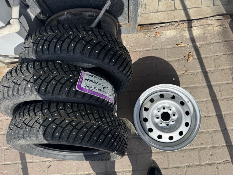 Новый комплект диски с резиной!