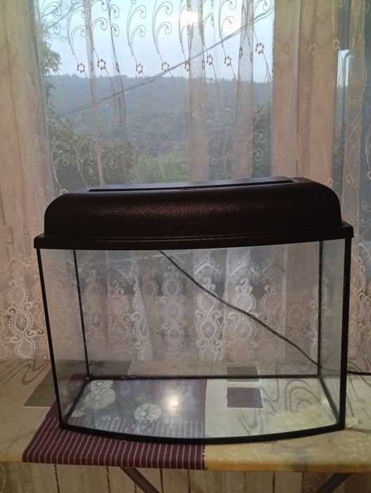 Продам аквариум 20 литров.