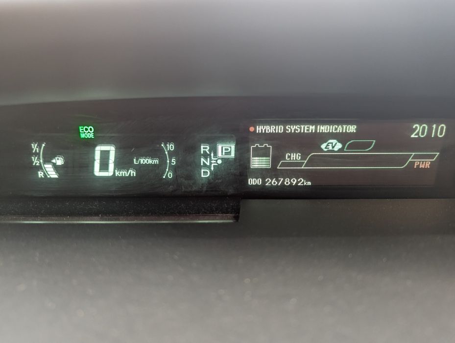 Toyota prius plug-in hybrid