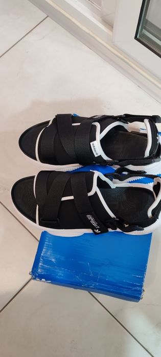 Sandale Adidas 40, 5 unisex