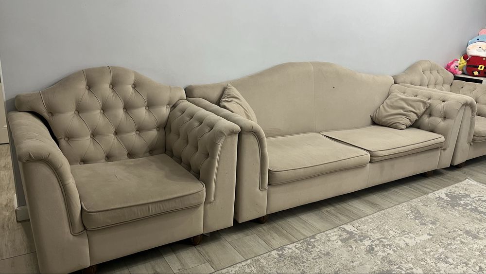 Диван с креслами