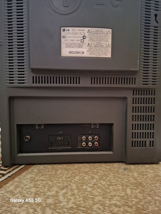 Телевизор LG FLATRON в хорошем состоянии