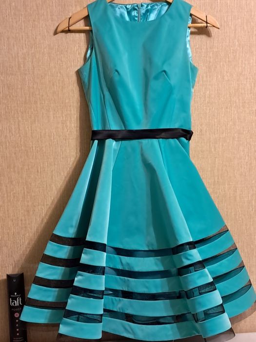 Продам сандалии TOMMY HILFIGER р.37