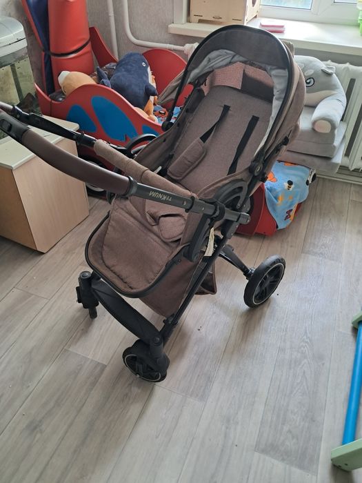 Продам детскую коляску