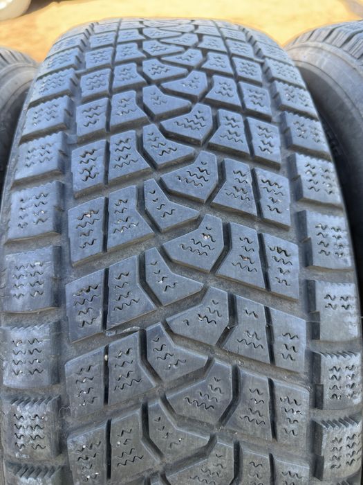 Продам шины Triangle 245/70 R16